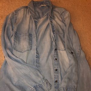 H&M light wash blue denim shirt